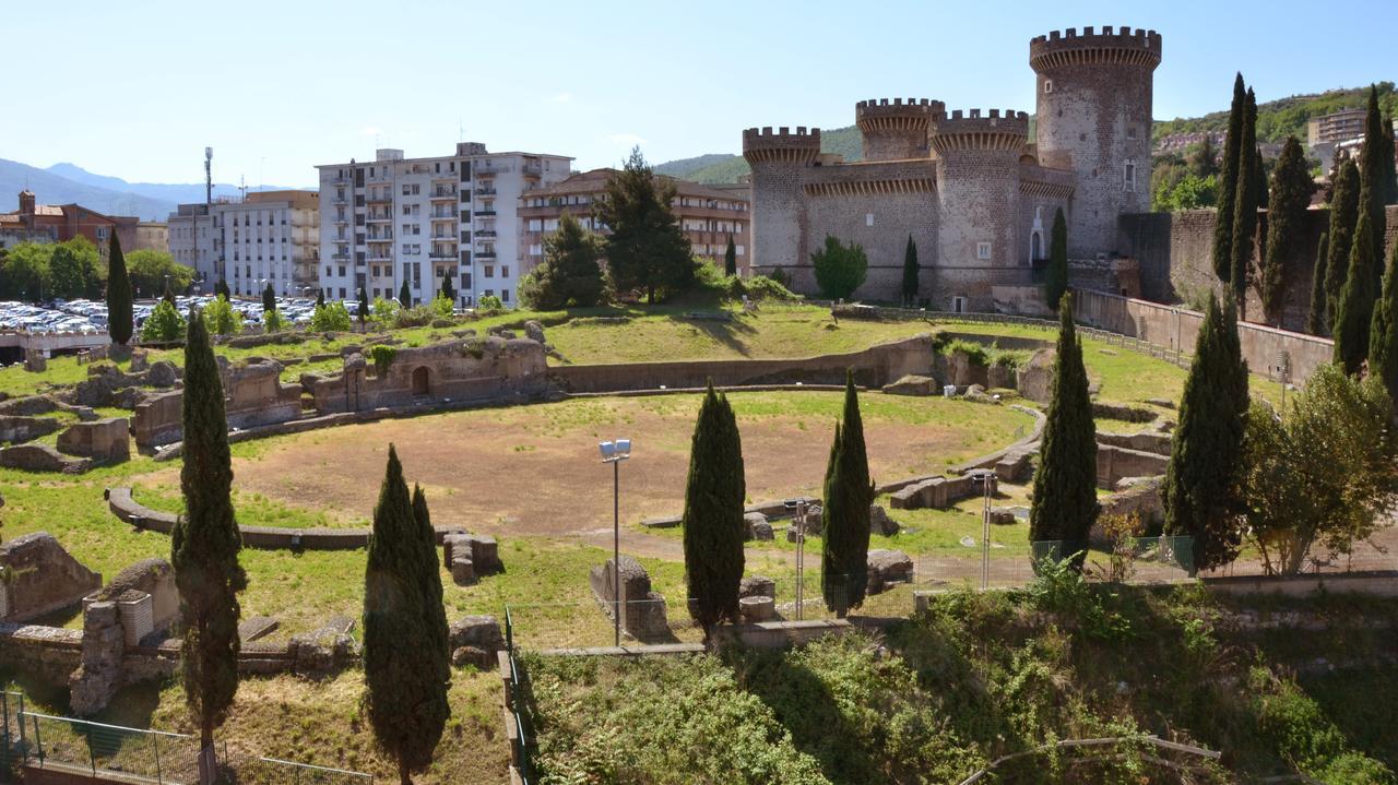 טיבולי B&B Il Castello מראה חיצוני תמונה